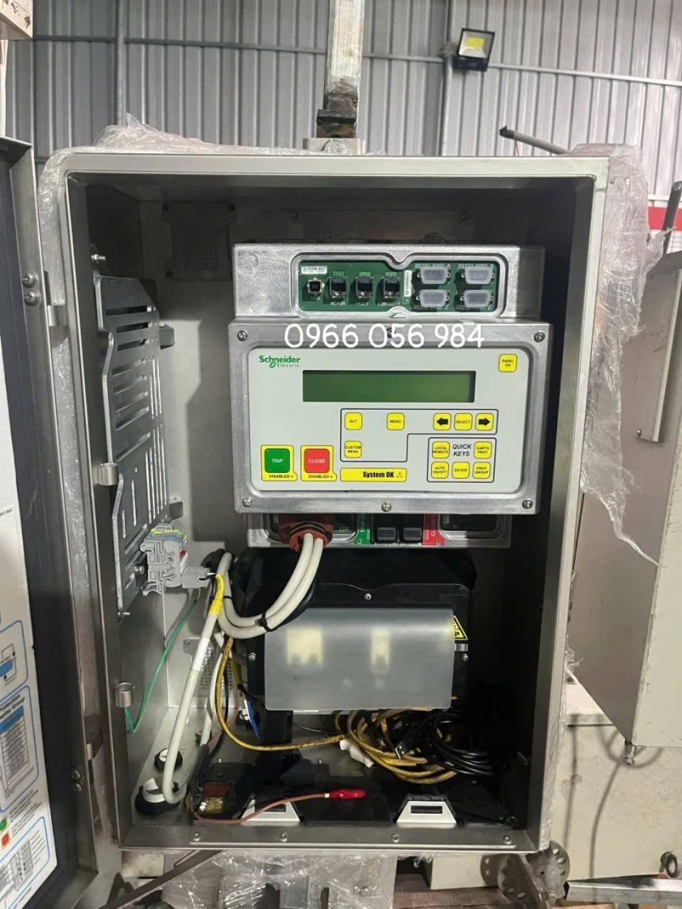 Tủ điều khiển recloser schneider ADVC2 có sẵn phục vụ bà con 👉0966 056 984