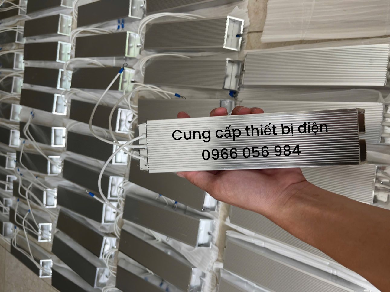 Điện trở xả về số lượng lớn phục vụ bà con - Cung cấp vật tư điện 👉0966 056 984