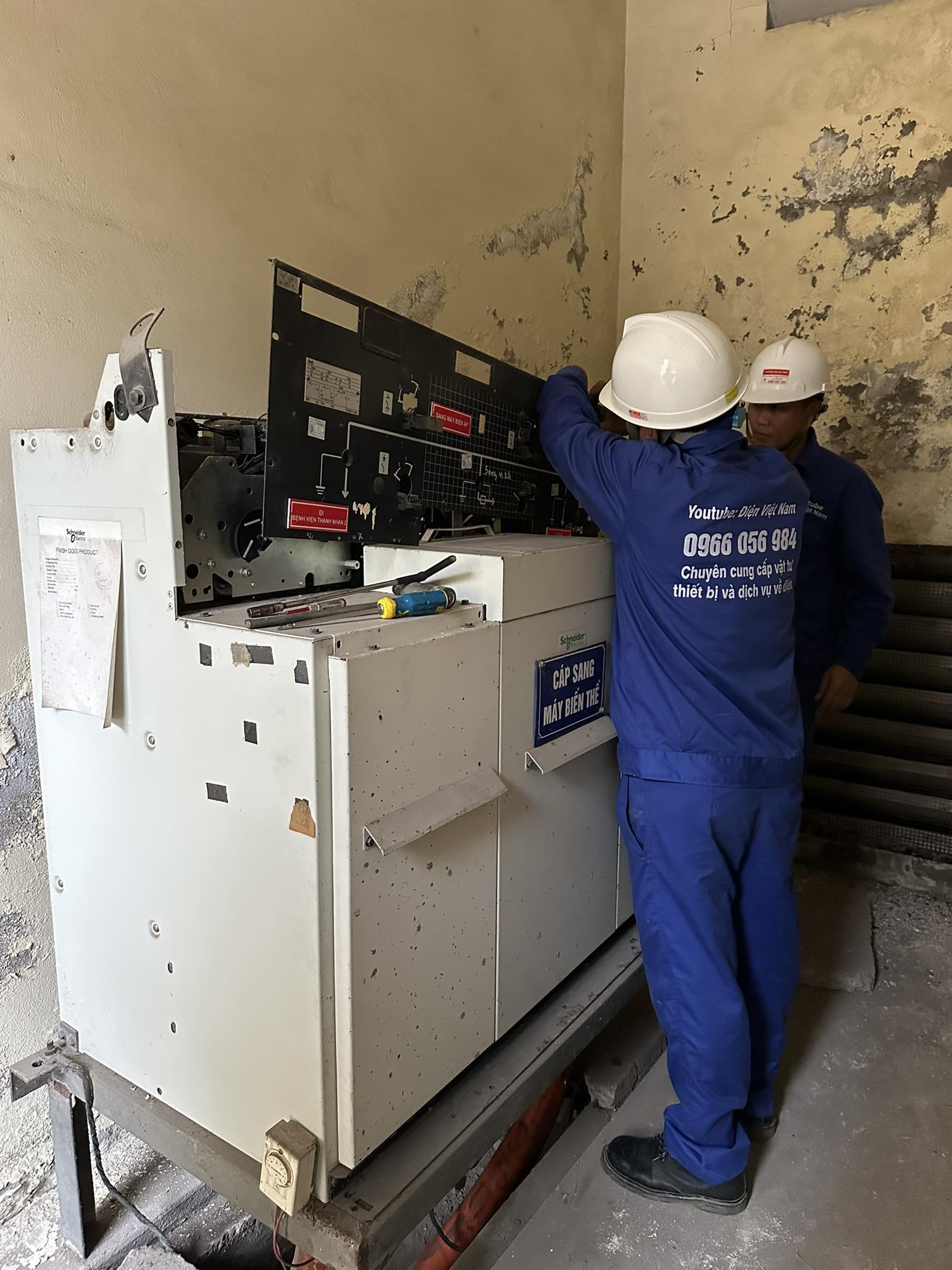 Xử lý rò khí SF6 tủ RMU - Cung cấp dịch vụ sửa chữa điện 👉0966 056 984